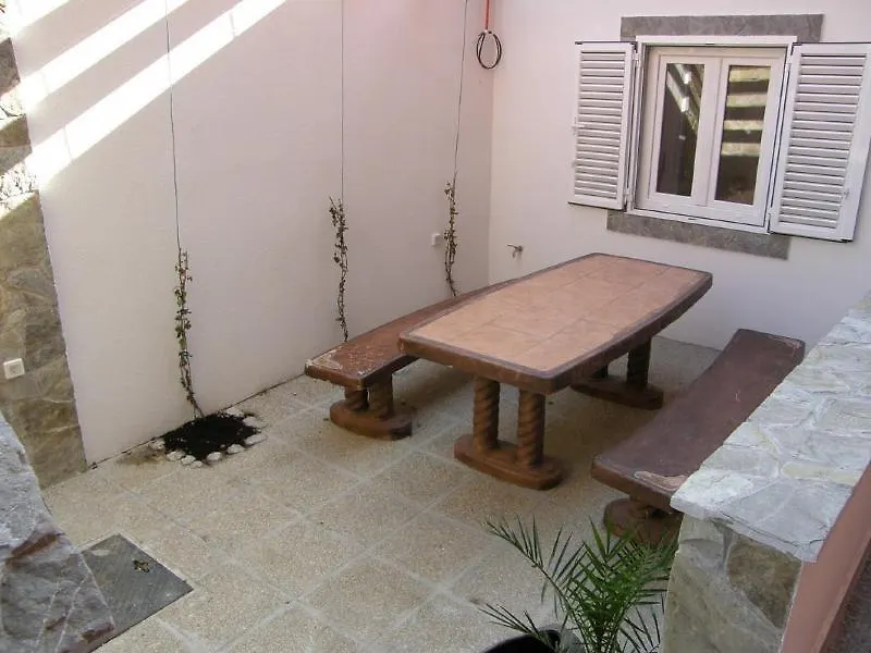 Pintar One Bedroom Baška 3*,